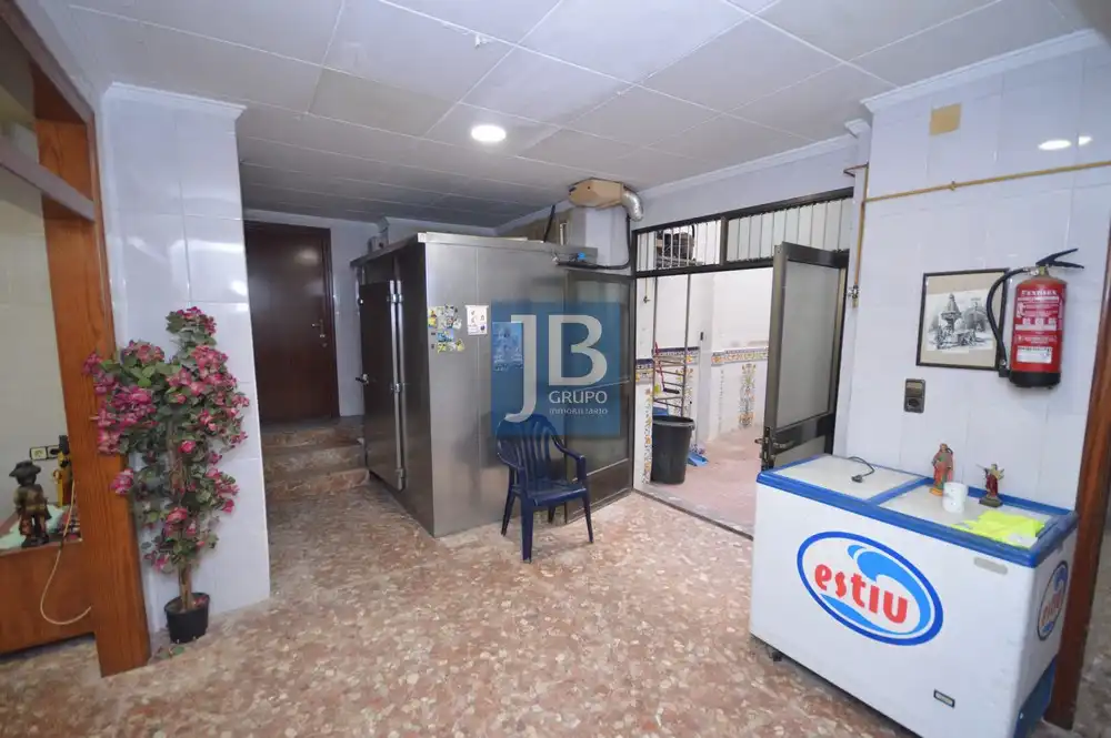 Local comercial en venda a Carrer de la Calderería, imagen 9