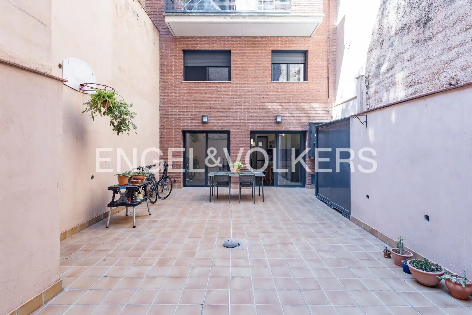 Terrassa de Planta baixa en venda en Barcelona amb Calefacció i Terrassa