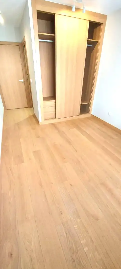 Habitación de Piso de alquiler en Vigo  con Calefacción, Parquet y Trastero