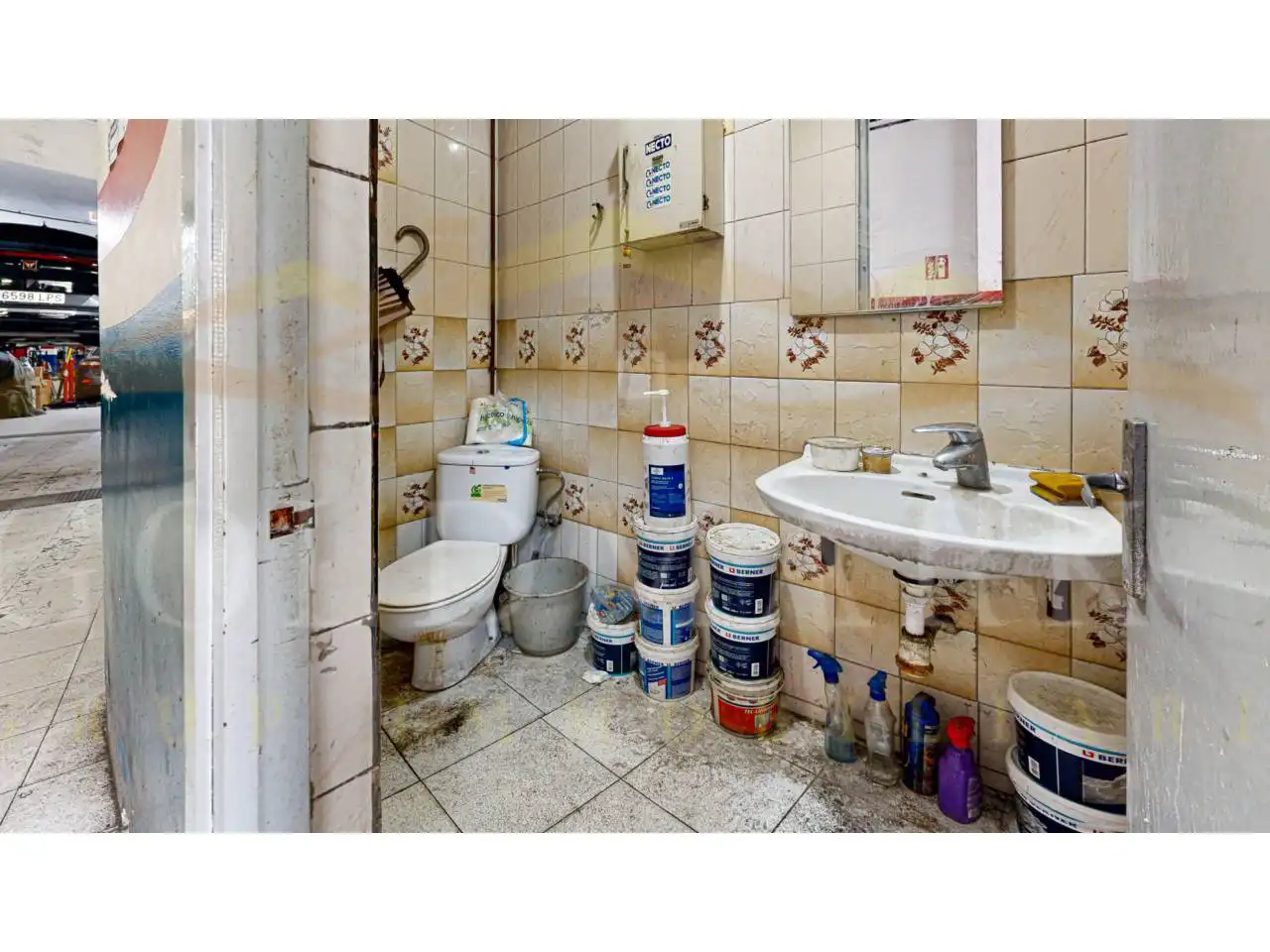 Baño de Local en traspaso en Gavà