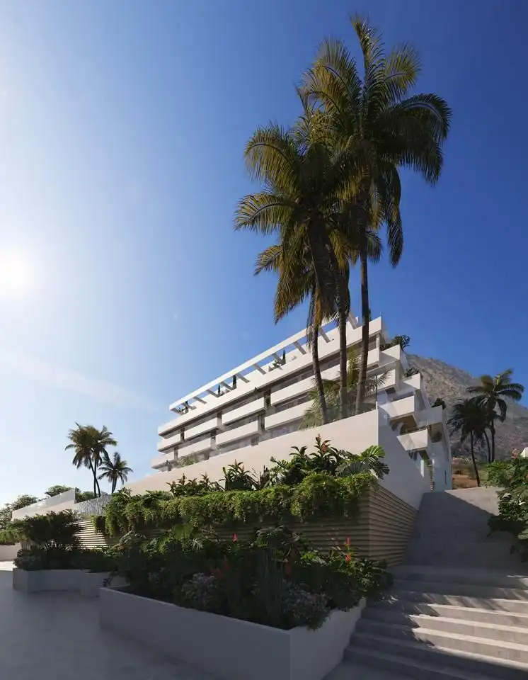 Vista exterior de Piso en venta en Torremolinos con Trastero