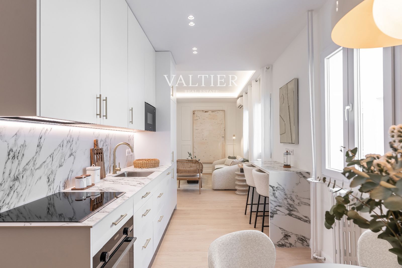 Pis en venda a juan bravo, Lista