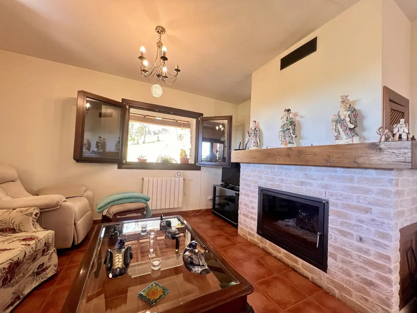 Sala de estar de Casa o chalet en venta en Perales del Puerto con Calefacción y Terraza