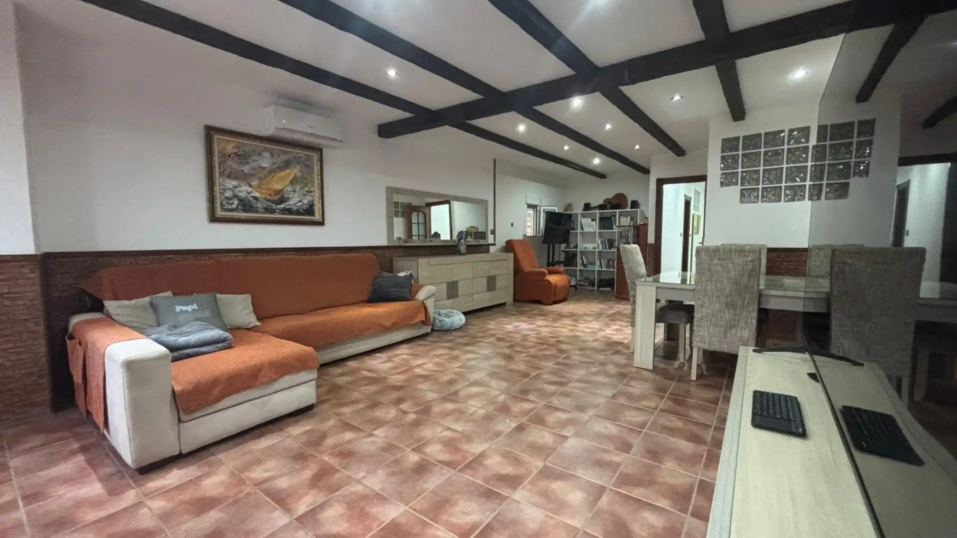 Einfamilien-Reihenhaus zum Verkauf in Los Montesinos mit Klimaanlage, Terrasse und Möbliert