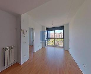 Living room of Flat for sale in  Madrid Capital  with Swimming Pool