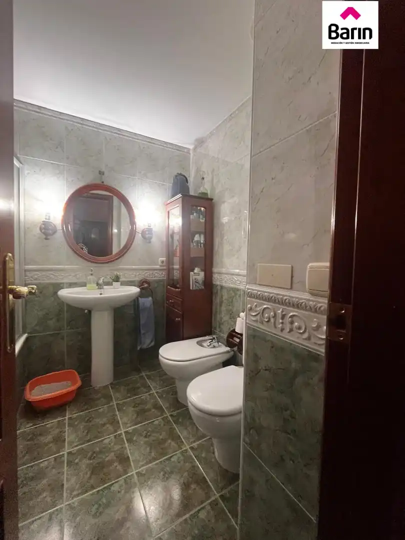 Bathroom of Houses for sale in Córdoba