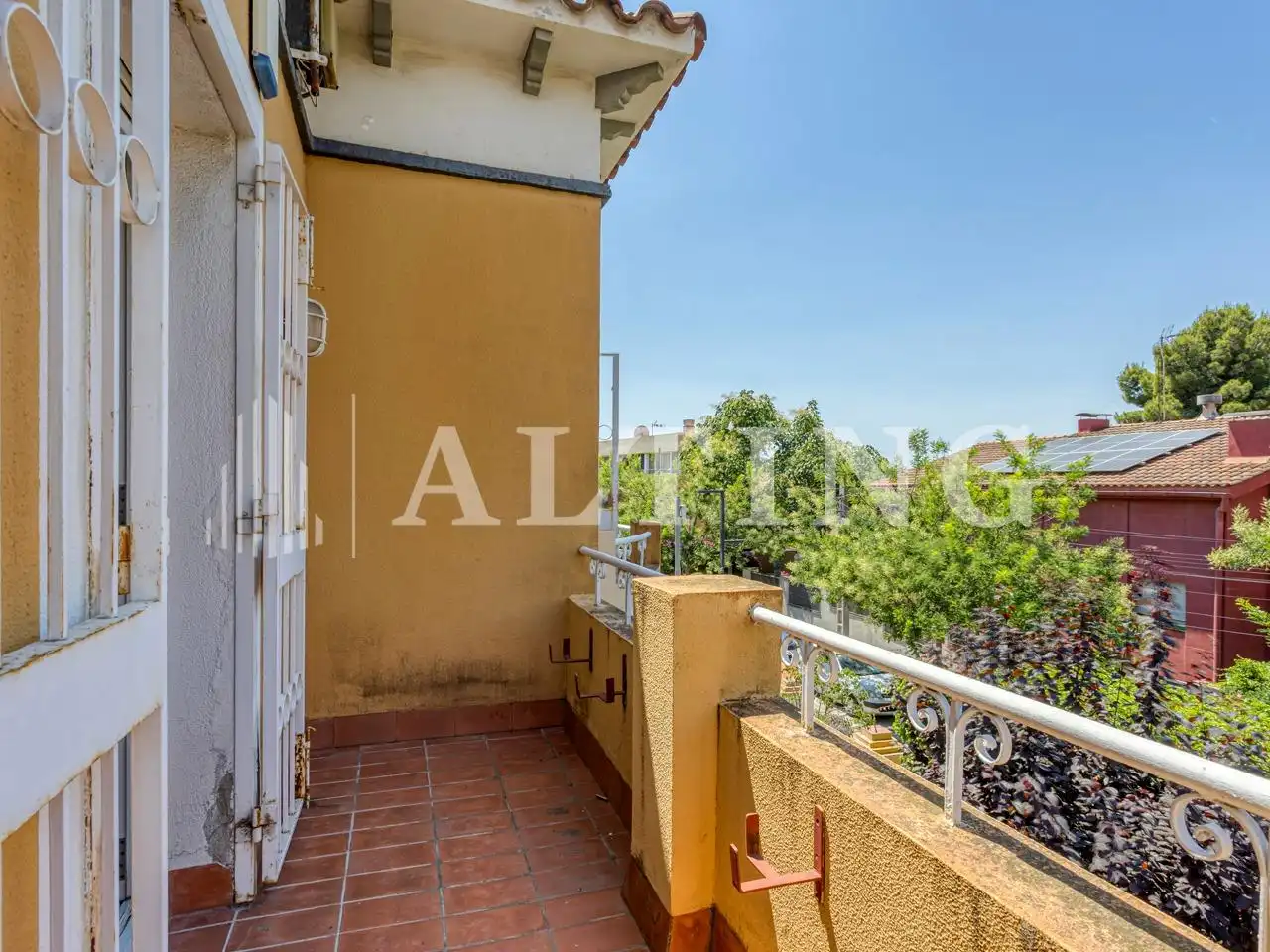 Balcony of Office for rent in Barcelona  with Heating and Furnished