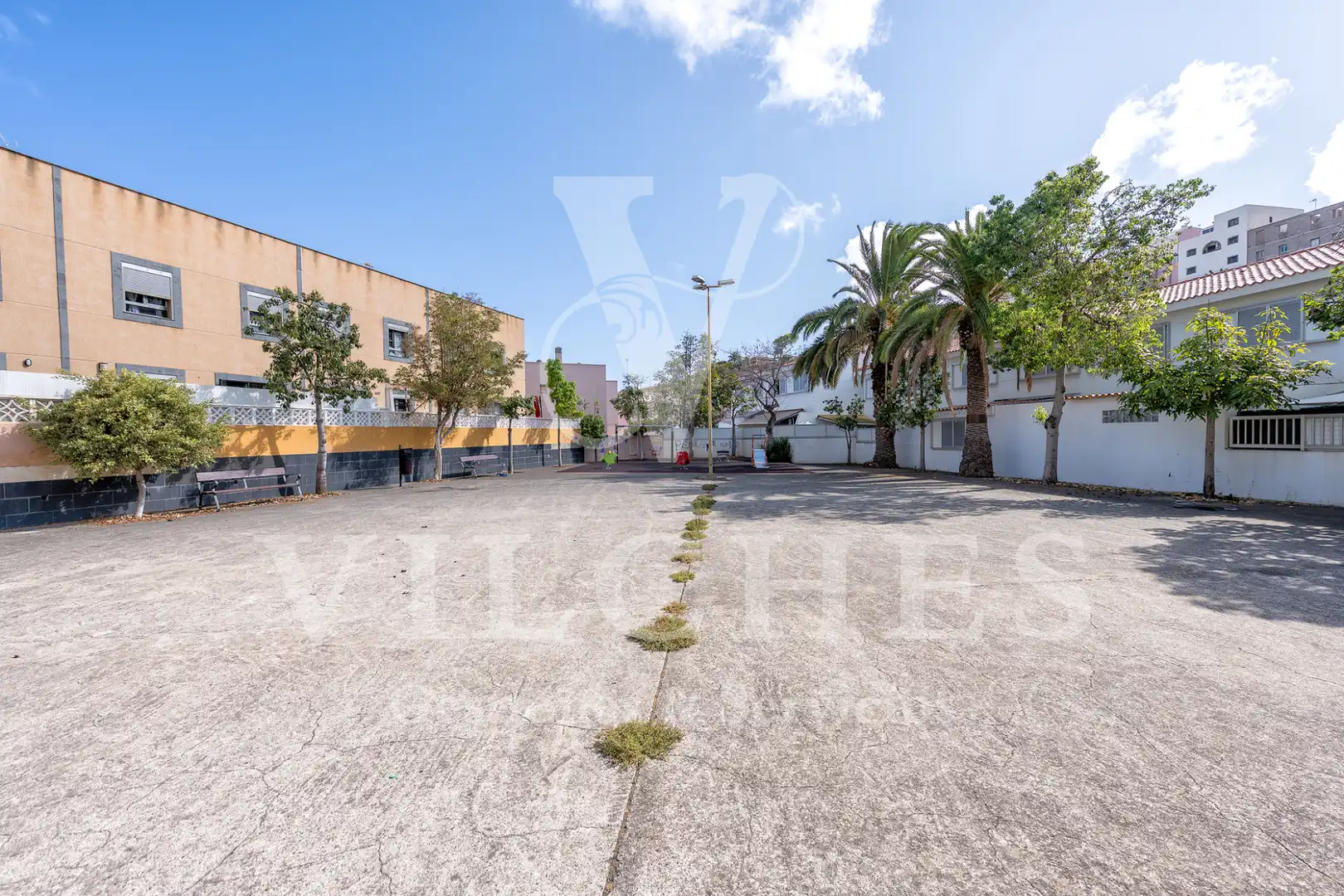 Dúplex de lloguer a Calle Urano, Almatriche