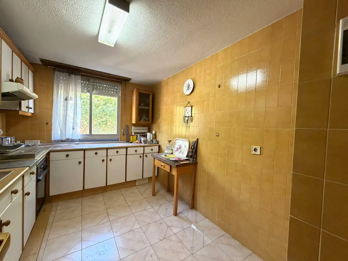 Cocina de Piso en venta en Madrid con Calefacción, Jardín privado y Terraza