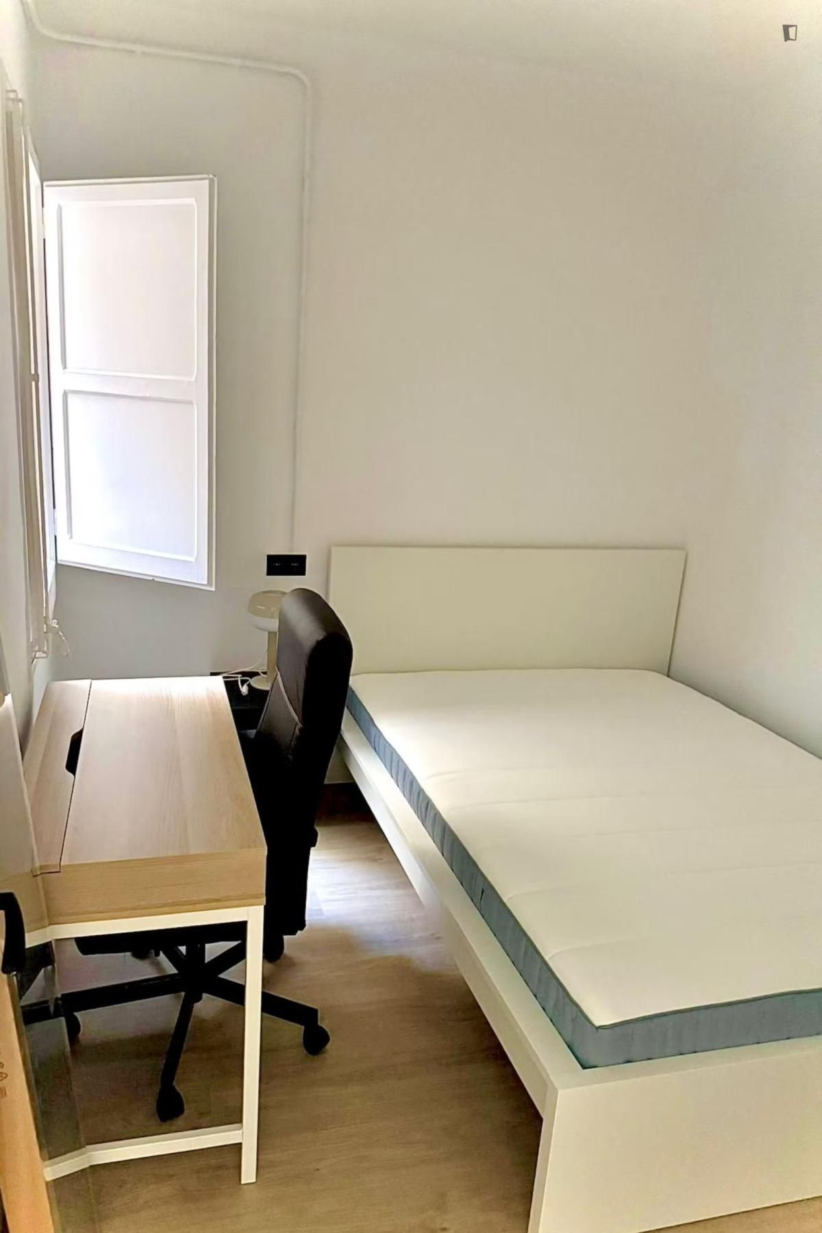 Bedroom of Apartment to share in  Barcelona Capital  with Furnished, Oven and Washing machine