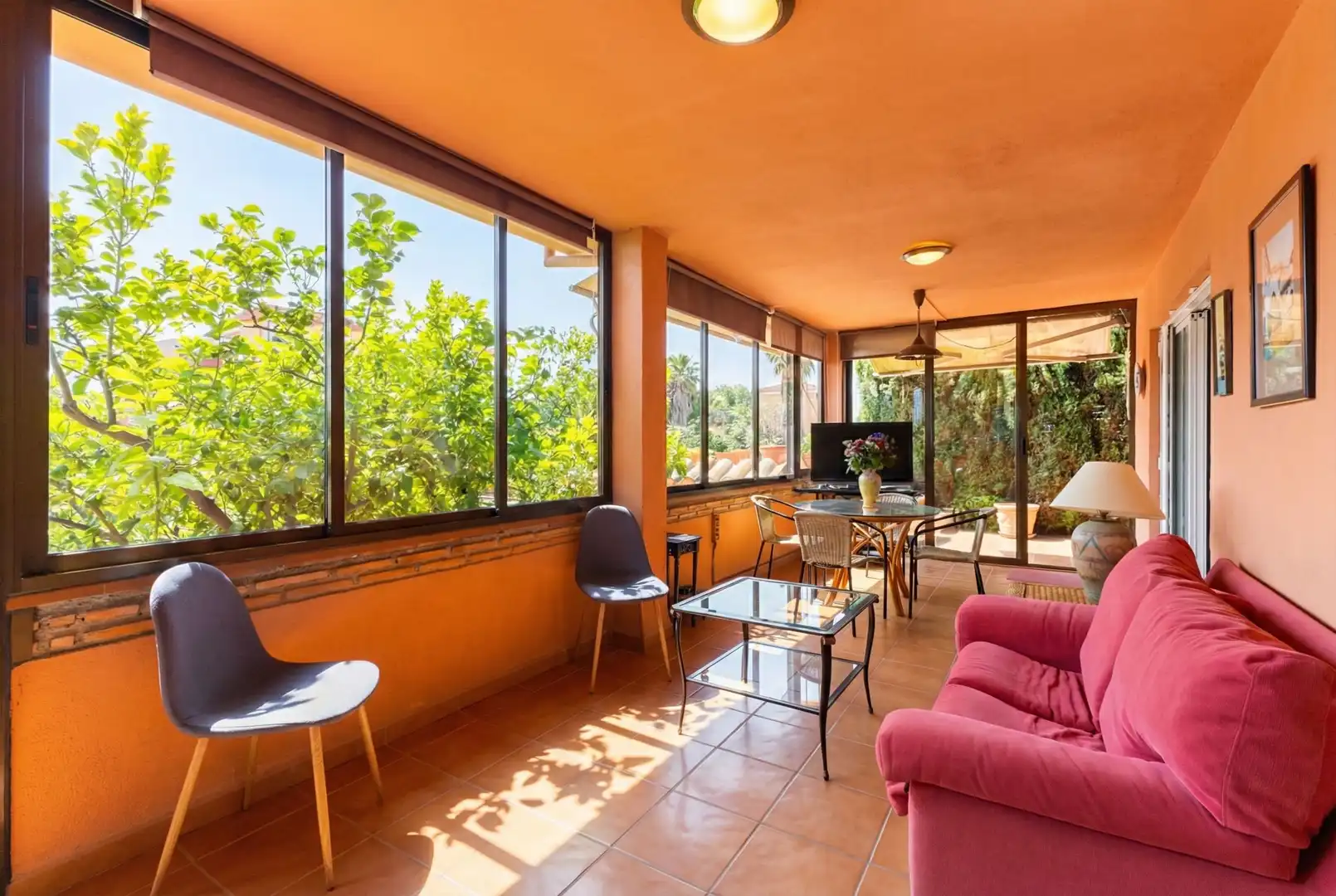 Sala de estar de Casa o chalet en venta en Castellón de la Plana / Castelló de la Plana con Aire acondicionado, Calefacción y Jardín privado