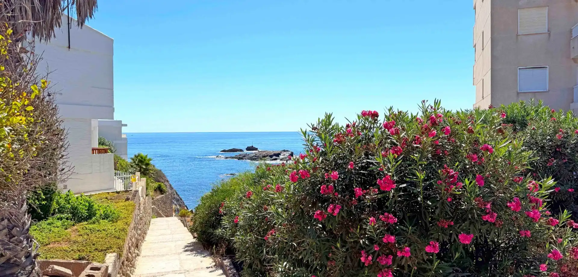 Jardí de Pis en venda en Cartagena amb Aire condicionat, Piscina i Moblat