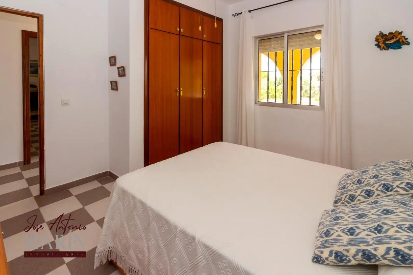 Habitación de Casa o chalet en venta en Badajoz con Aire acondicionado, Jardín privado y Piscina