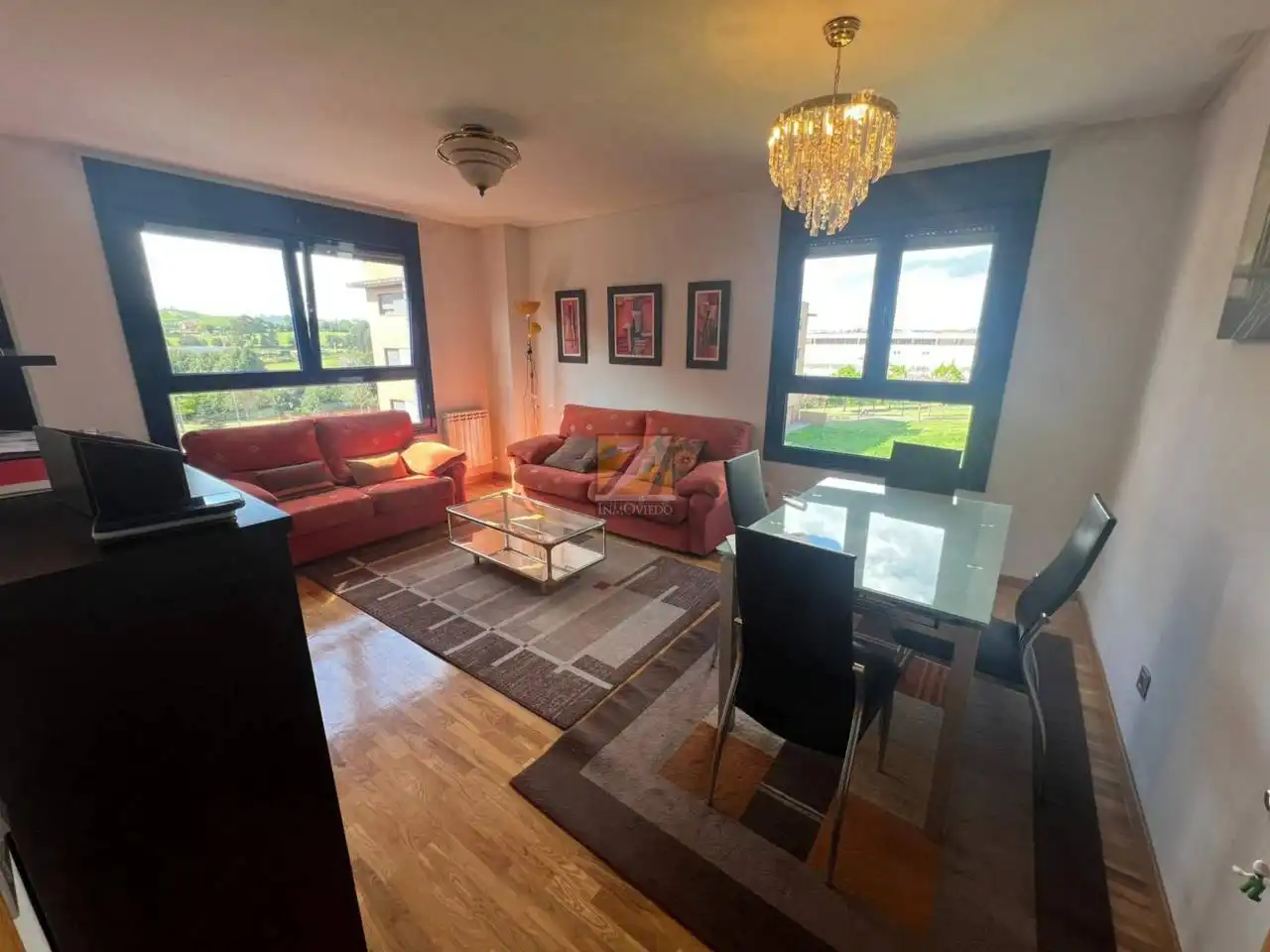 Sala de estar de Piso en venta en Gijón  con Calefacción, Trastero y Amueblado