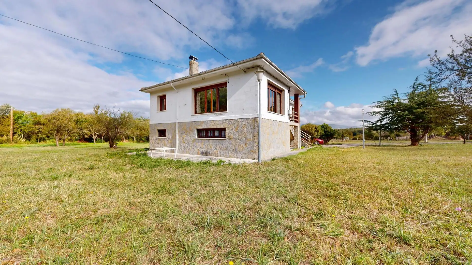 Vista exterior de Casa o xalet en venda en Valle de Mena amb Calefacció, Jardí privat i Terrassa