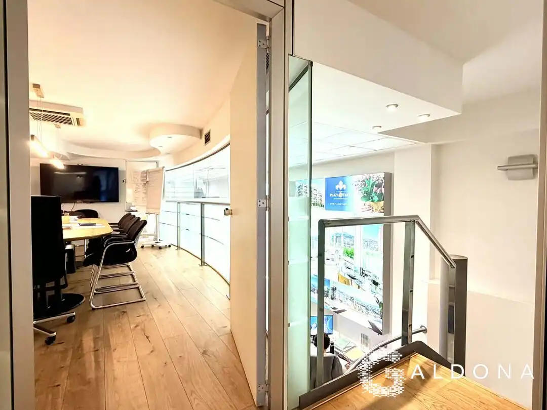 Business premises for sale in José Maria Sert Plaza, imagen 8