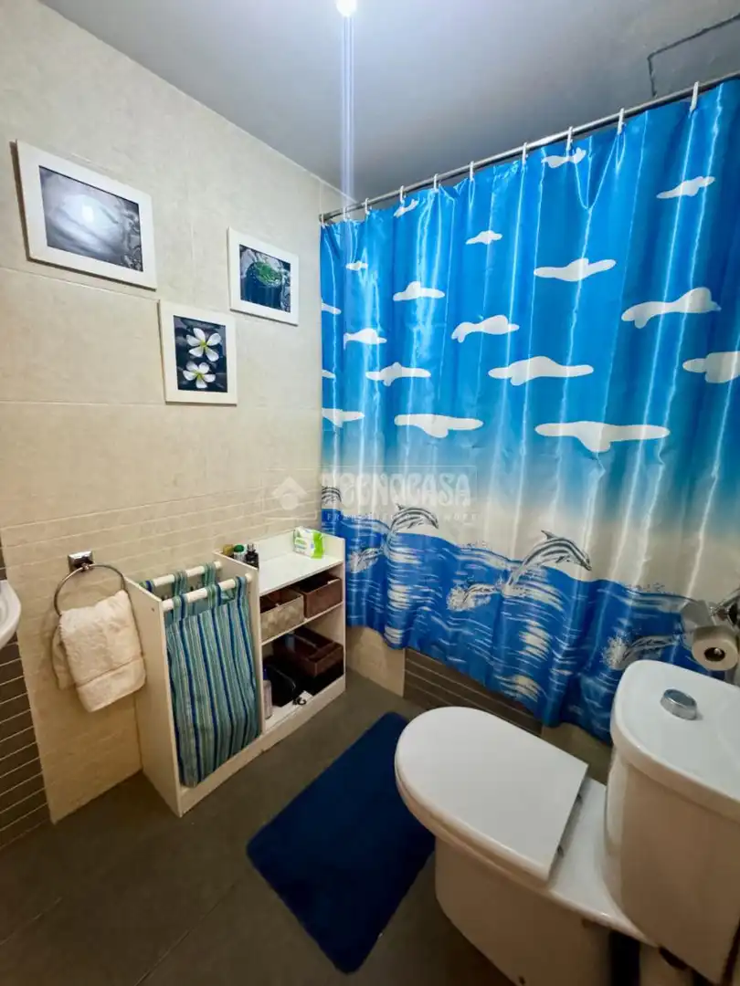 Baño de Piso en venta en Yunquera de Henares con Calefacción