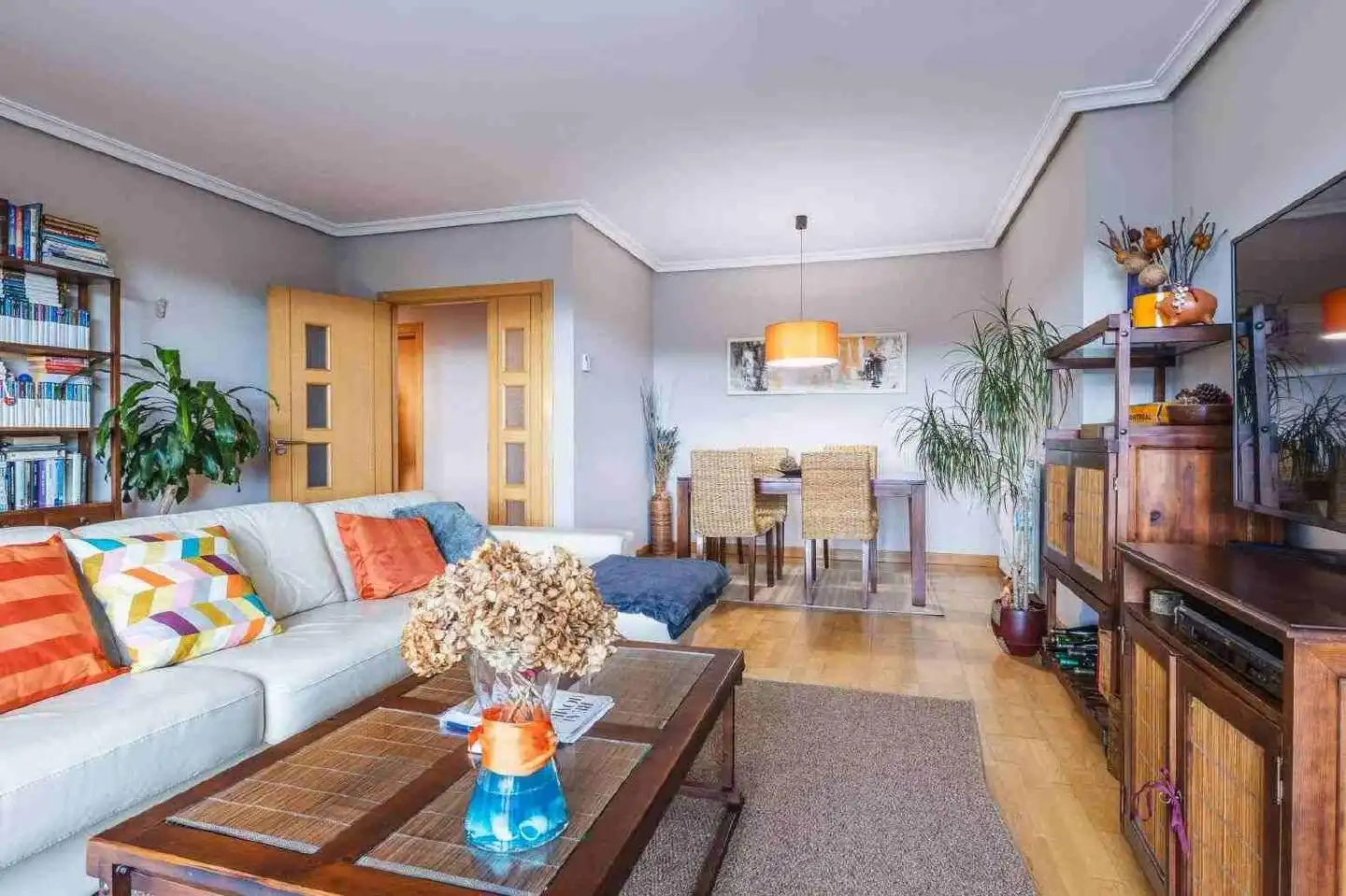 Living room of Flat for rent in Oviedo 