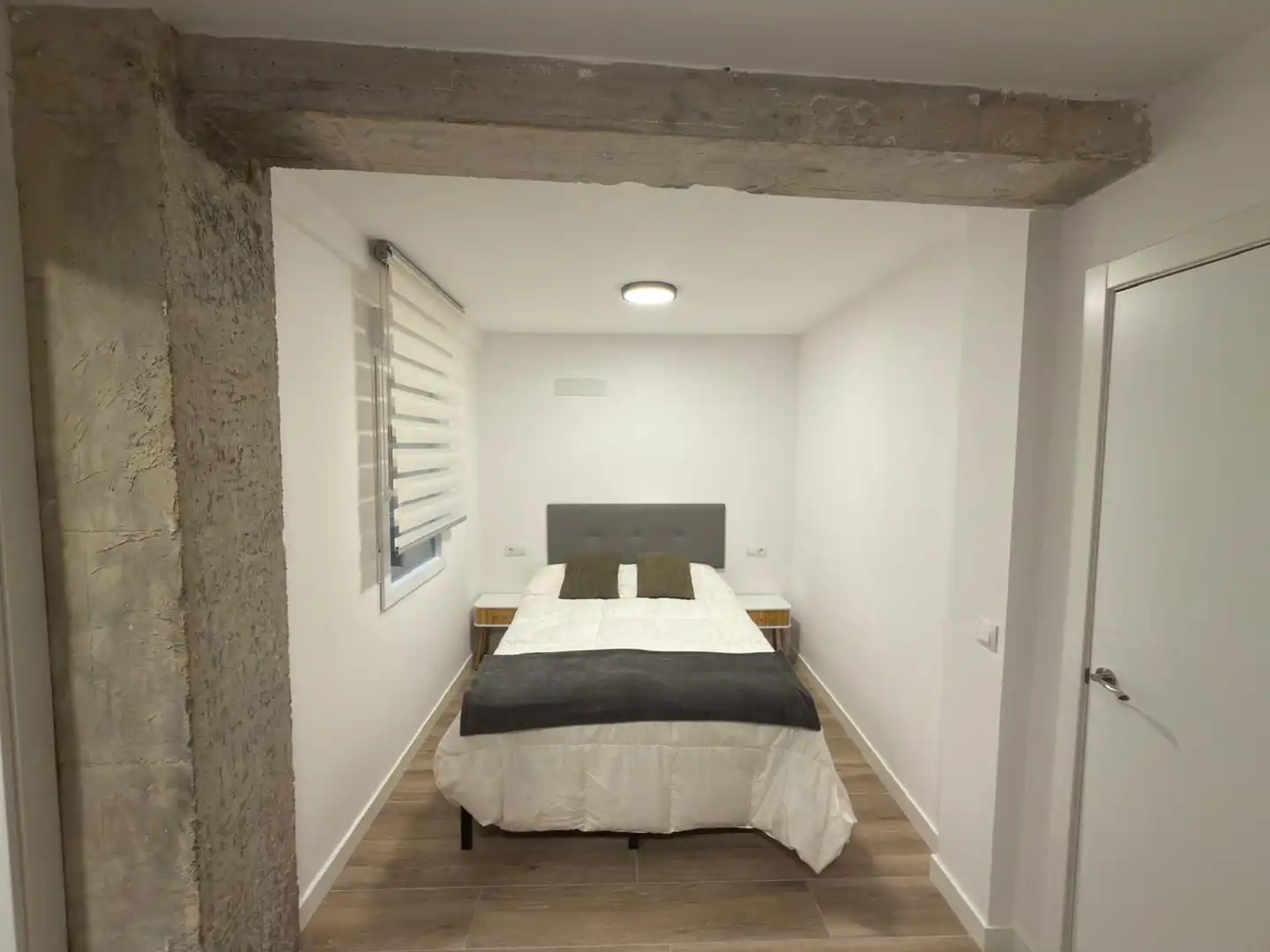 Habitación de Piso en venta en Oviedo  con Amueblado