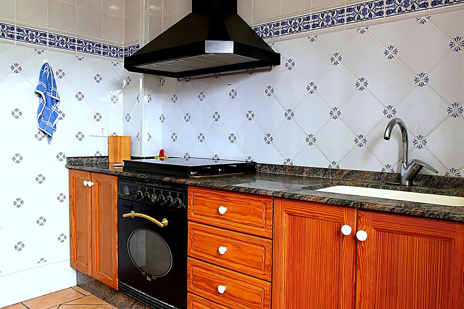 Cocina de Casa o chalet en venta en Alboraya con Jardín privado, Terraza y Trastero