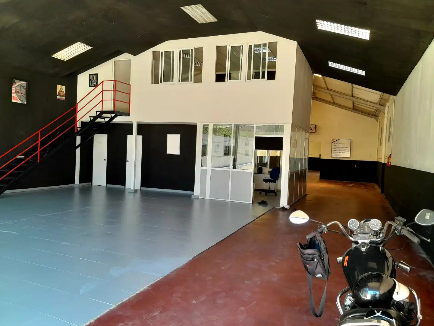 Industrial building for sale in Paseó Pereda 1, imagen 6