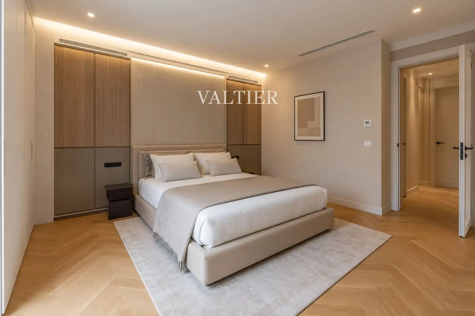 Bedroom of Flat for sale in Madrid  with Furnished