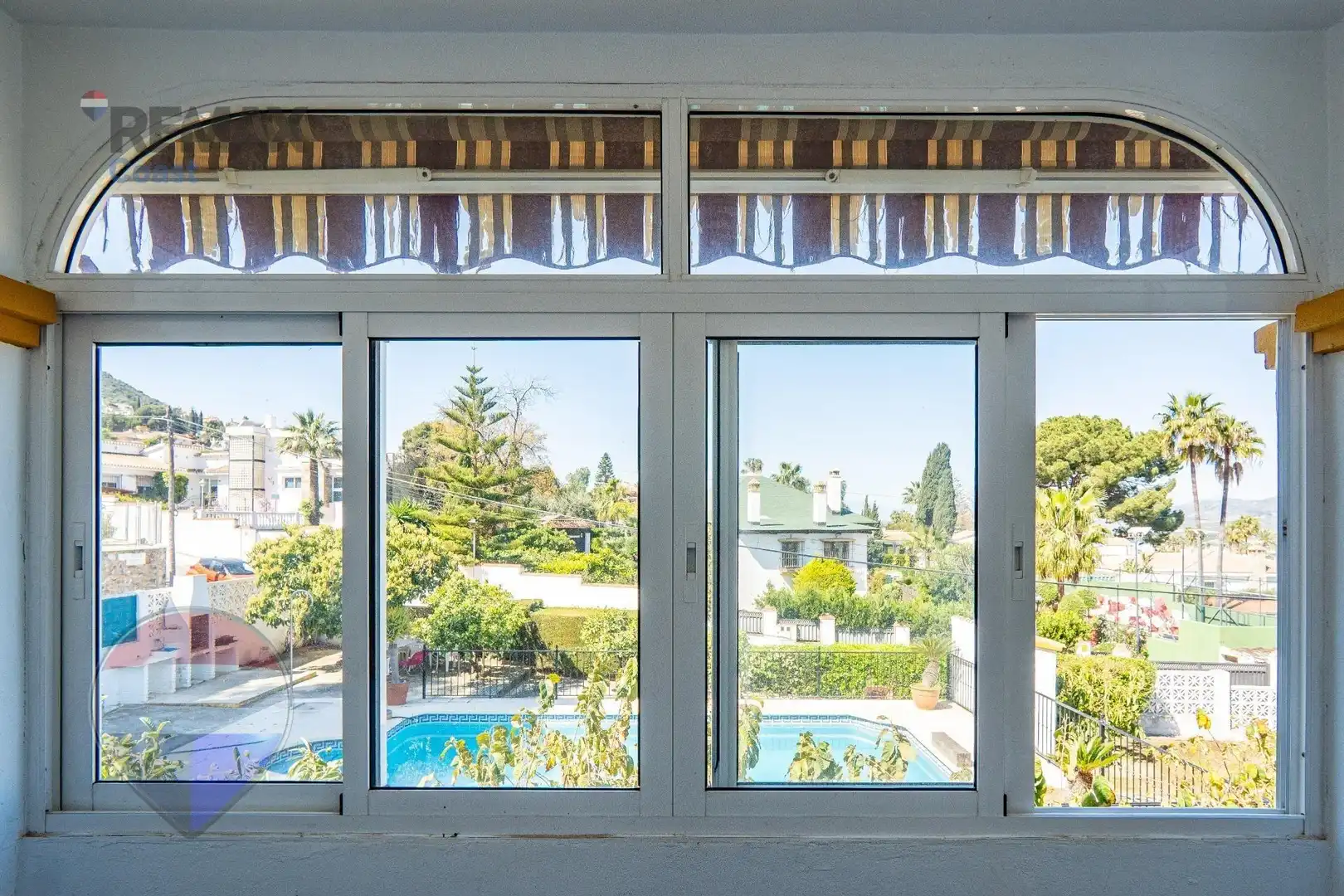 Terrassa de Casa o xalet en venda en Alhaurín de la Torre amb Piscina comunitària
