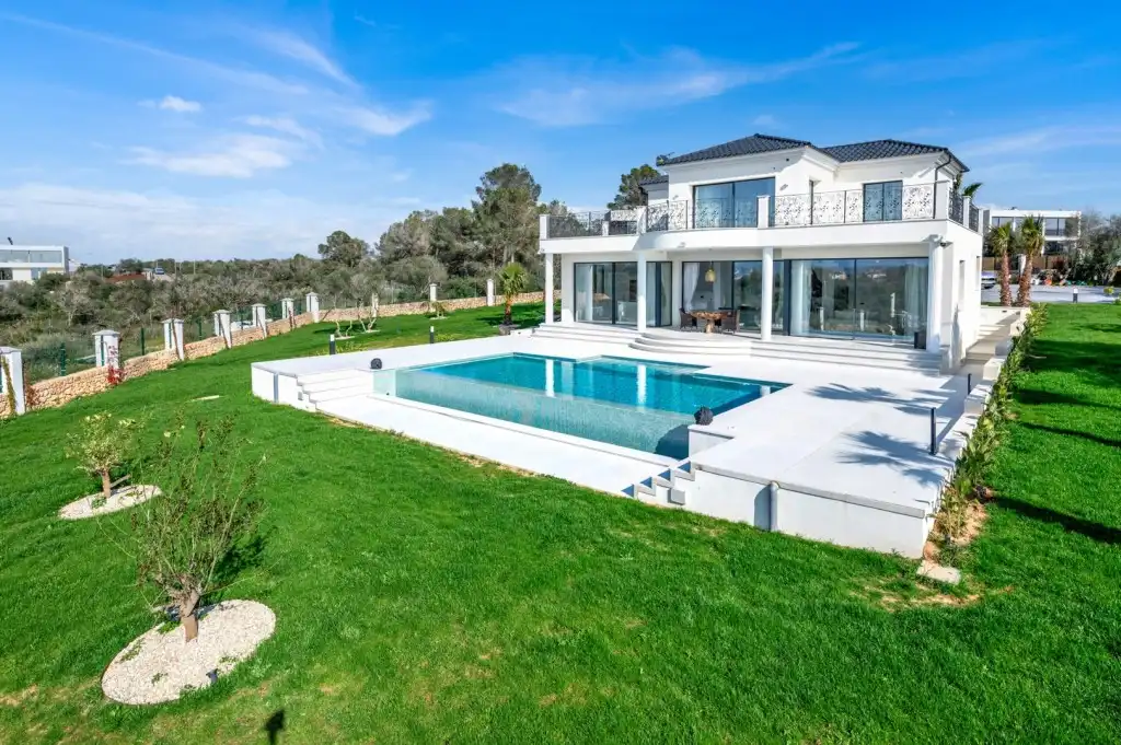 Piscina de Casa o xalet en venda en  Palma de Mallorca amb Aire condicionat, Calefacció i Terrassa