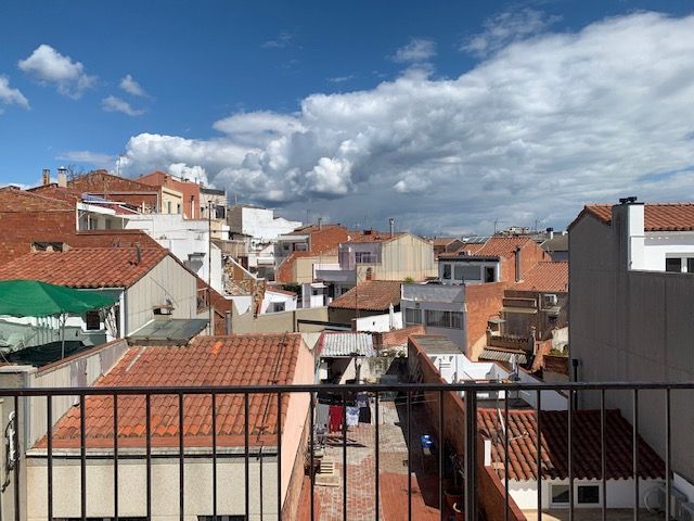 Vista exterior de Apartament en venda en Terrassa amb Balcó