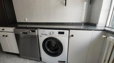 Foto 4 de Piso de alquiler en Rúa Da Rosa, Ensanche - Sar, Santiago de Compostela