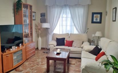 Sala d'estar de Casa o xalet en venda en  Córdoba Capital amb Aire condicionat, Calefacció i Traster