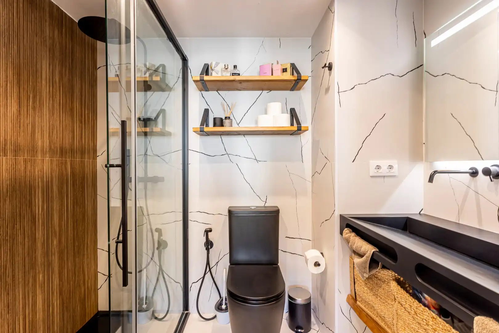 Baño de Ático en venta en Valencia con Aire acondicionado, Calefacción y Jardín privado