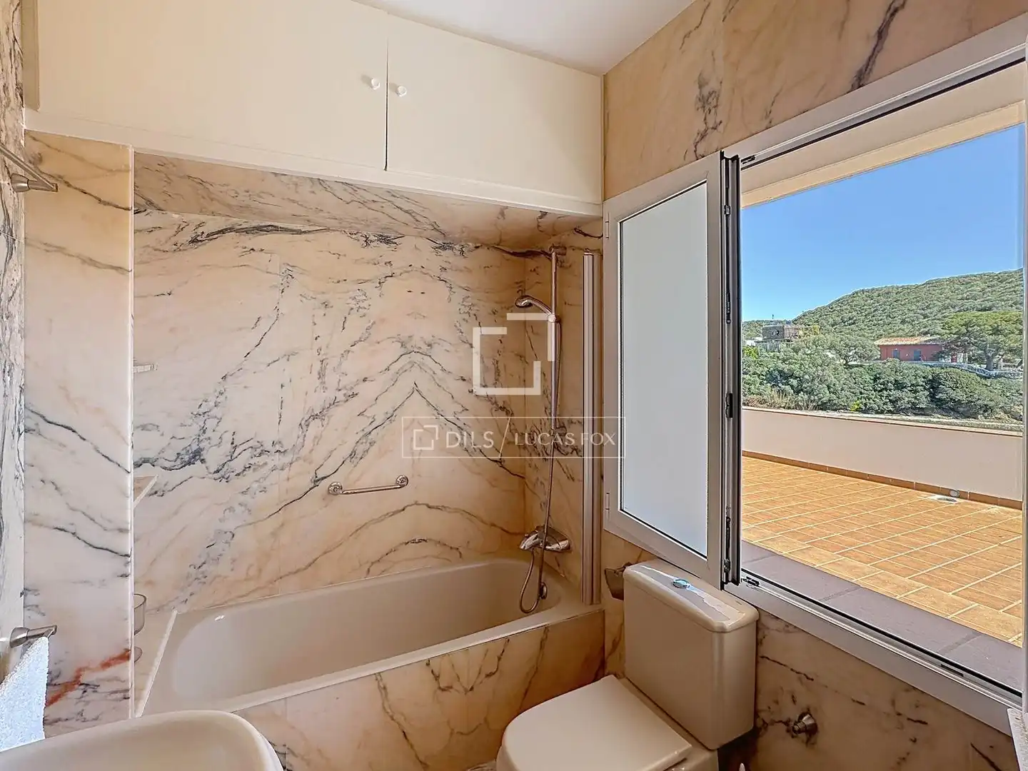 Bany de Casa o xalet en venda en Maó - Mahón amb Aire condicionat, Jardí privat i Terrassa