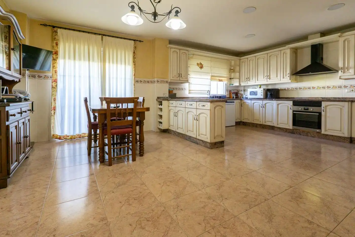 Cocina de Casa o chalet en venta en Cox con Aire acondicionado, Jardín privado y Parquet