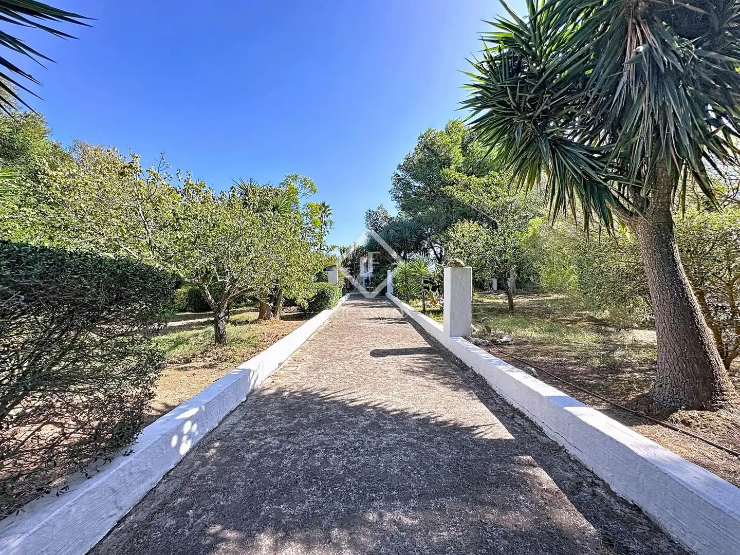 Jardí de Finca rústica en venda en Sant Lluís amb Aire condicionat, Calefacció i Jardí privat