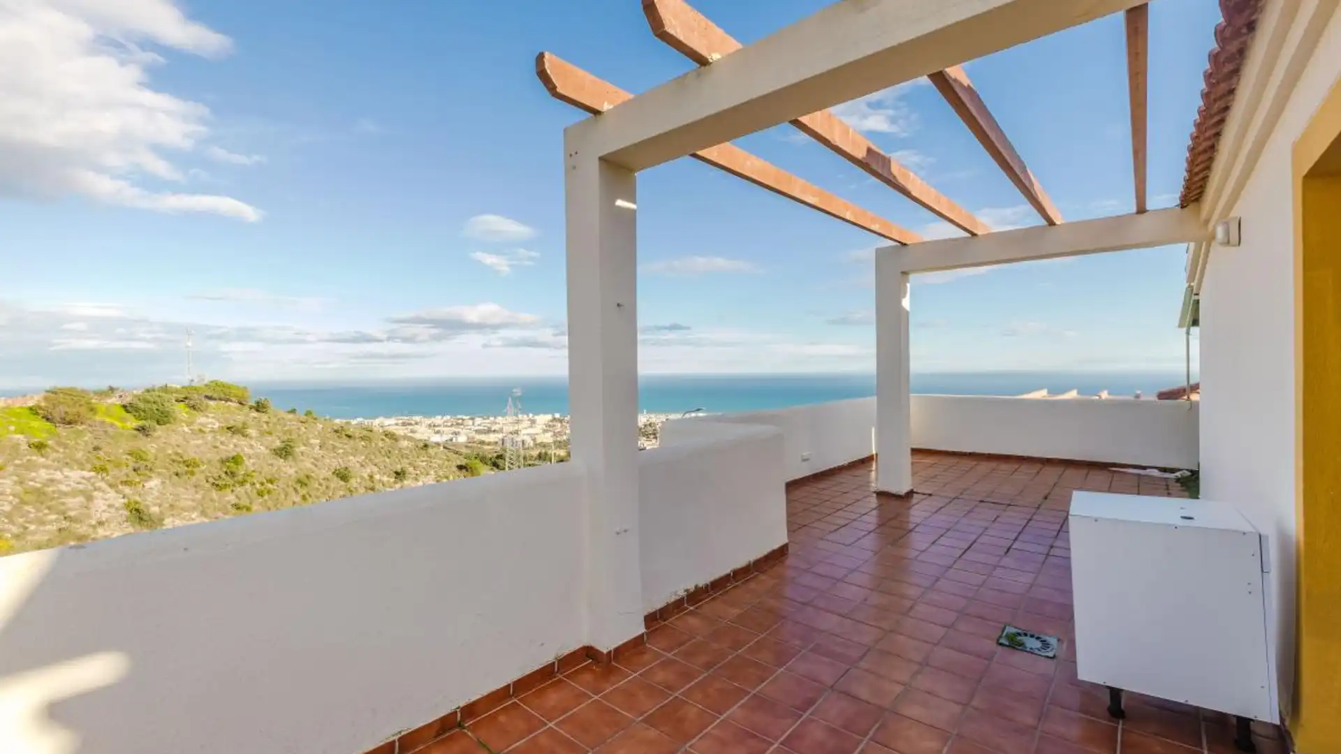 Terrace of Single-family semi-detached for sale in Benalmádena  with Heating, Private garden and Terrace