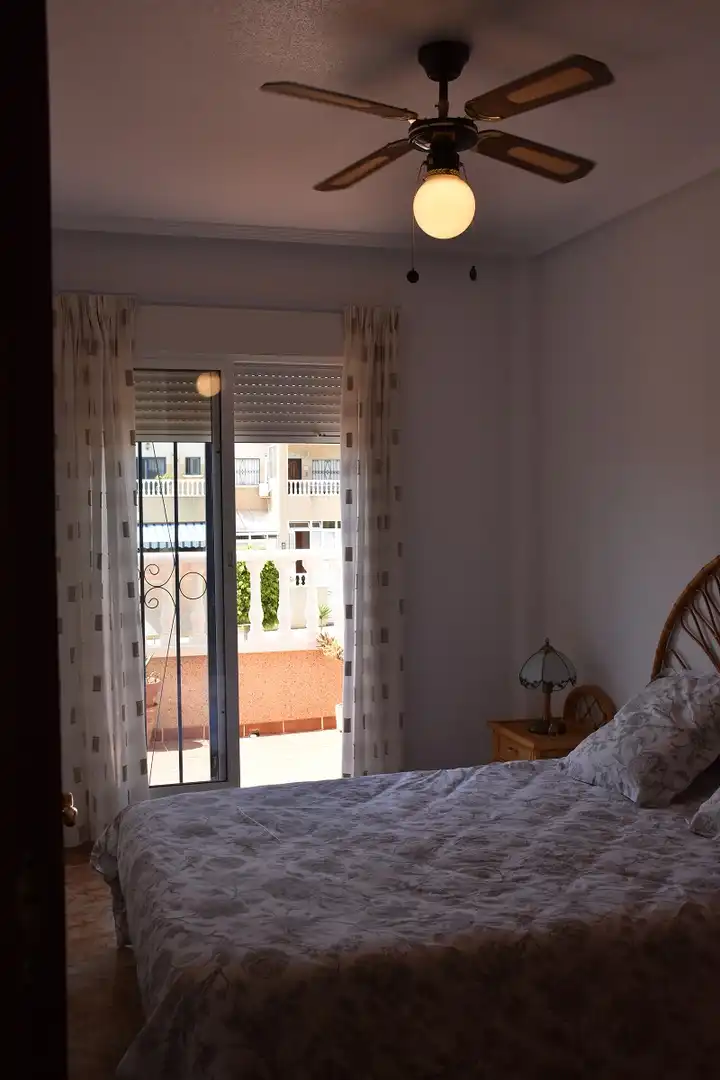 Habitación de Dúplex en venta en Orihuela con Terraza, Piscina y Amueblado