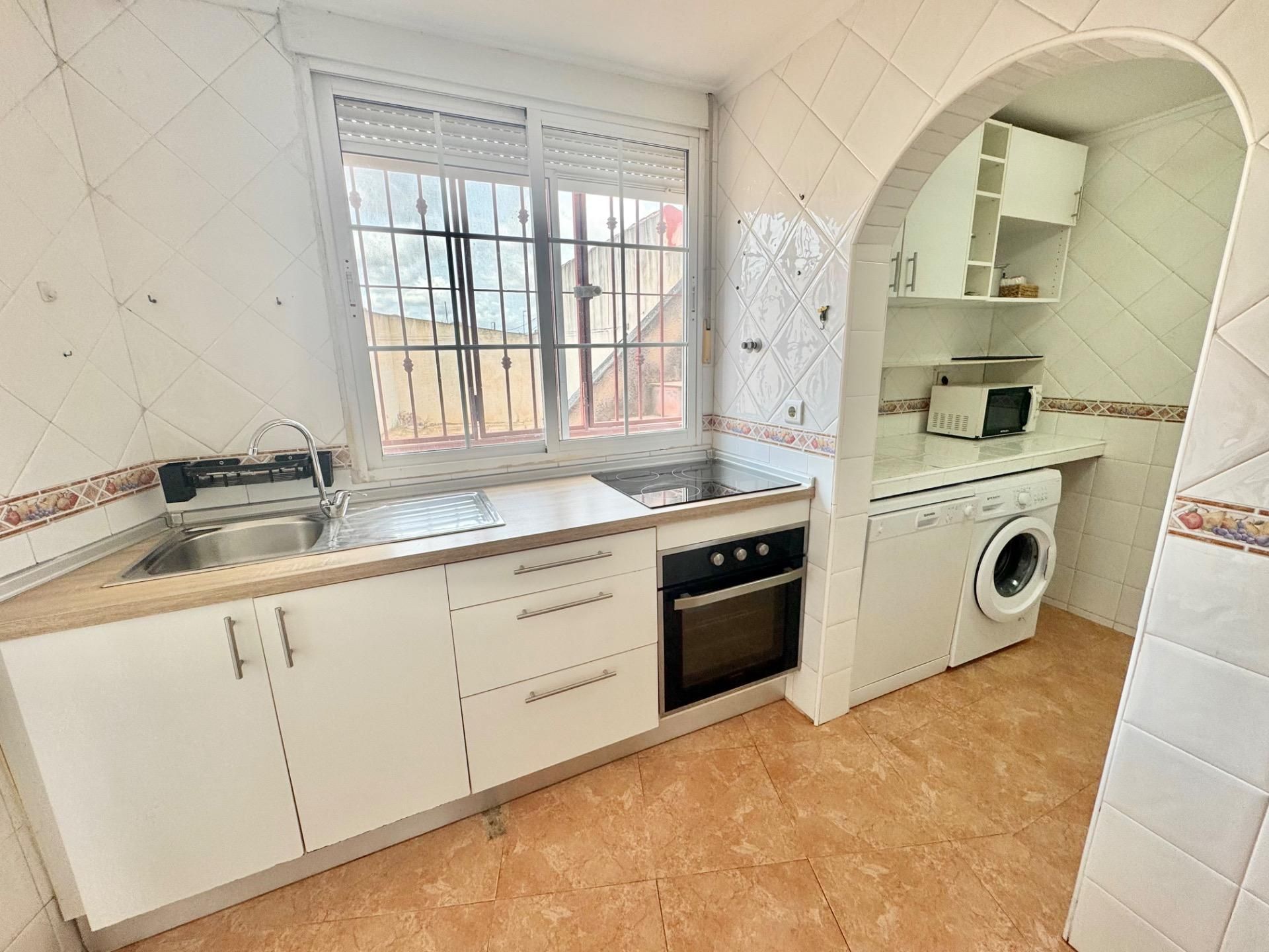 Kitchen of House or chalet for sale in Orihuela  with Air Conditioner, Heating and Private garden