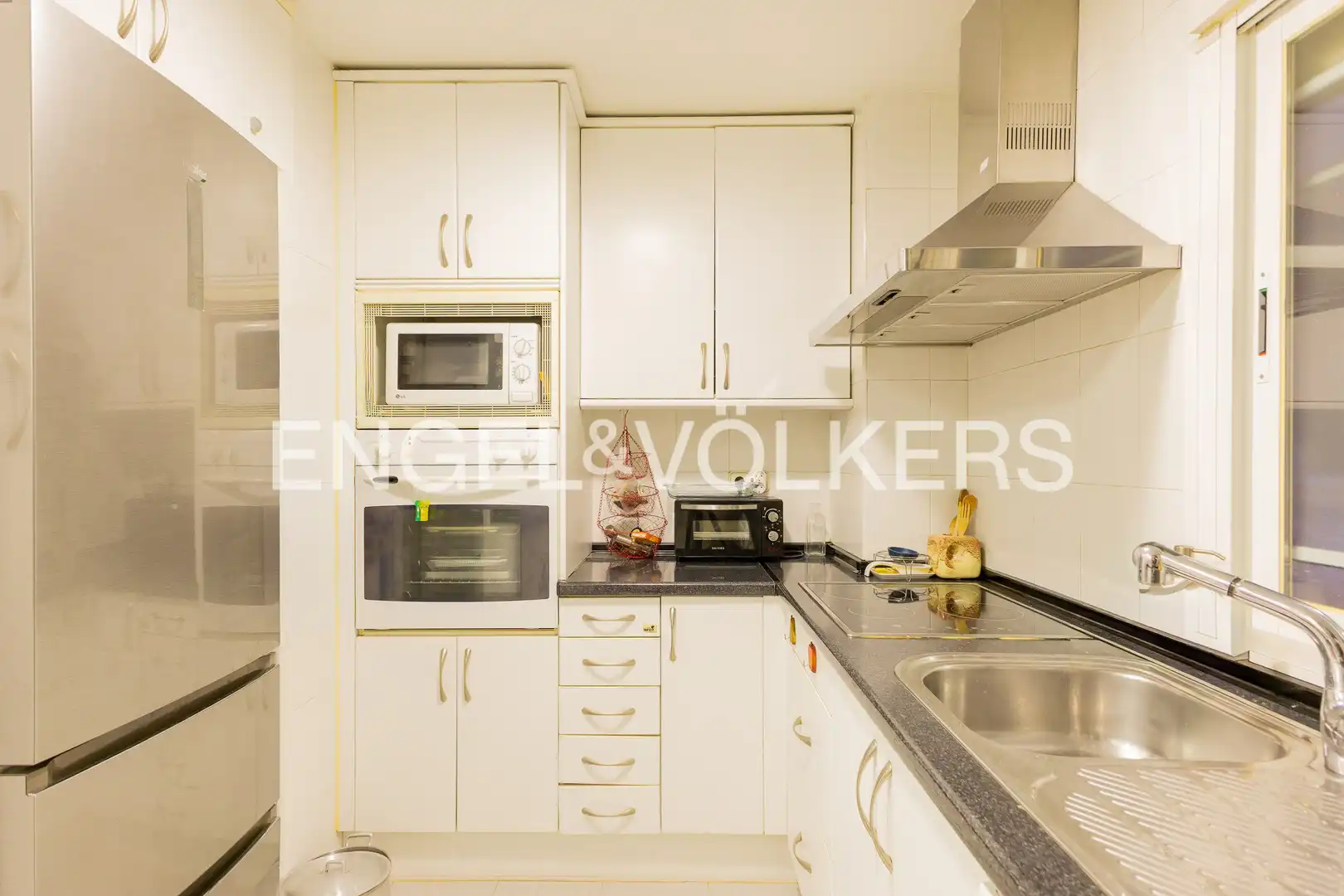 Küche von Wohnung zum Verkauf in Madrid mit Heizung und Terrasse