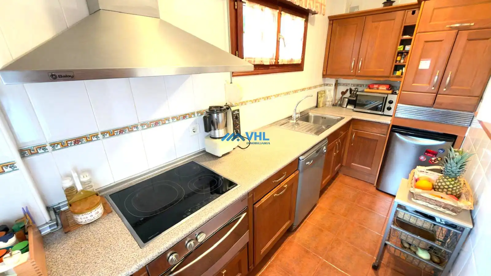 Kitchen of Houses for sale in Castro-Urdiales  with Heating, Private garden and Balcony