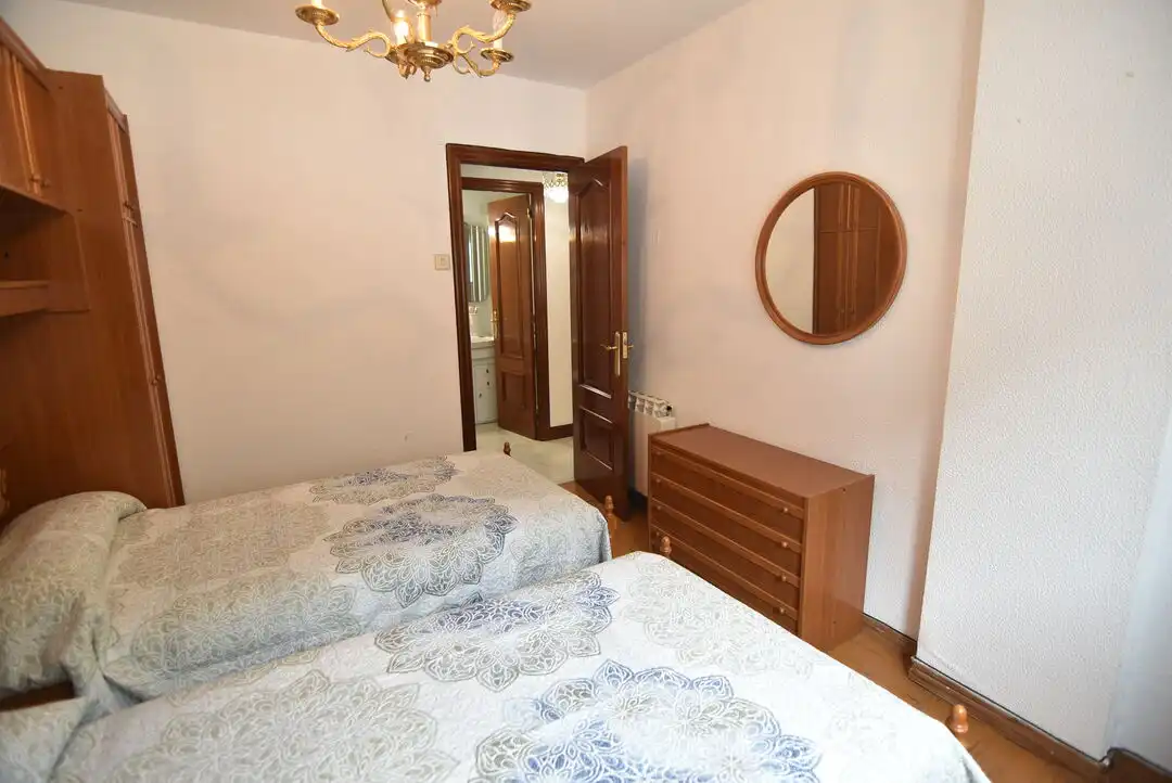 Bedroom of Flat for sale in Eibar  with Heating, Furnished and Balcony