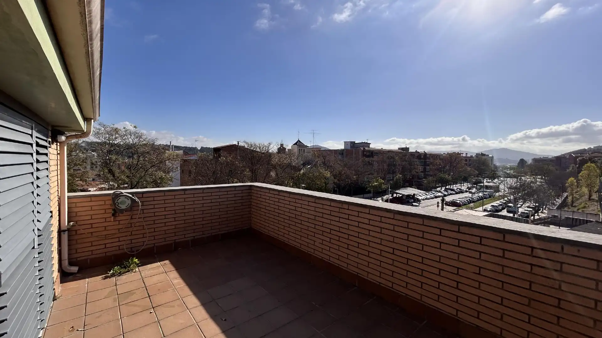 Vista exterior de Casa o xalet en venda en Sant Andreu de la Barca amb Aire condicionat, Calefacció i Terrassa
