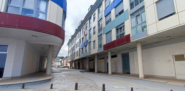 Local comercial en Venta en PENELA en Cervo