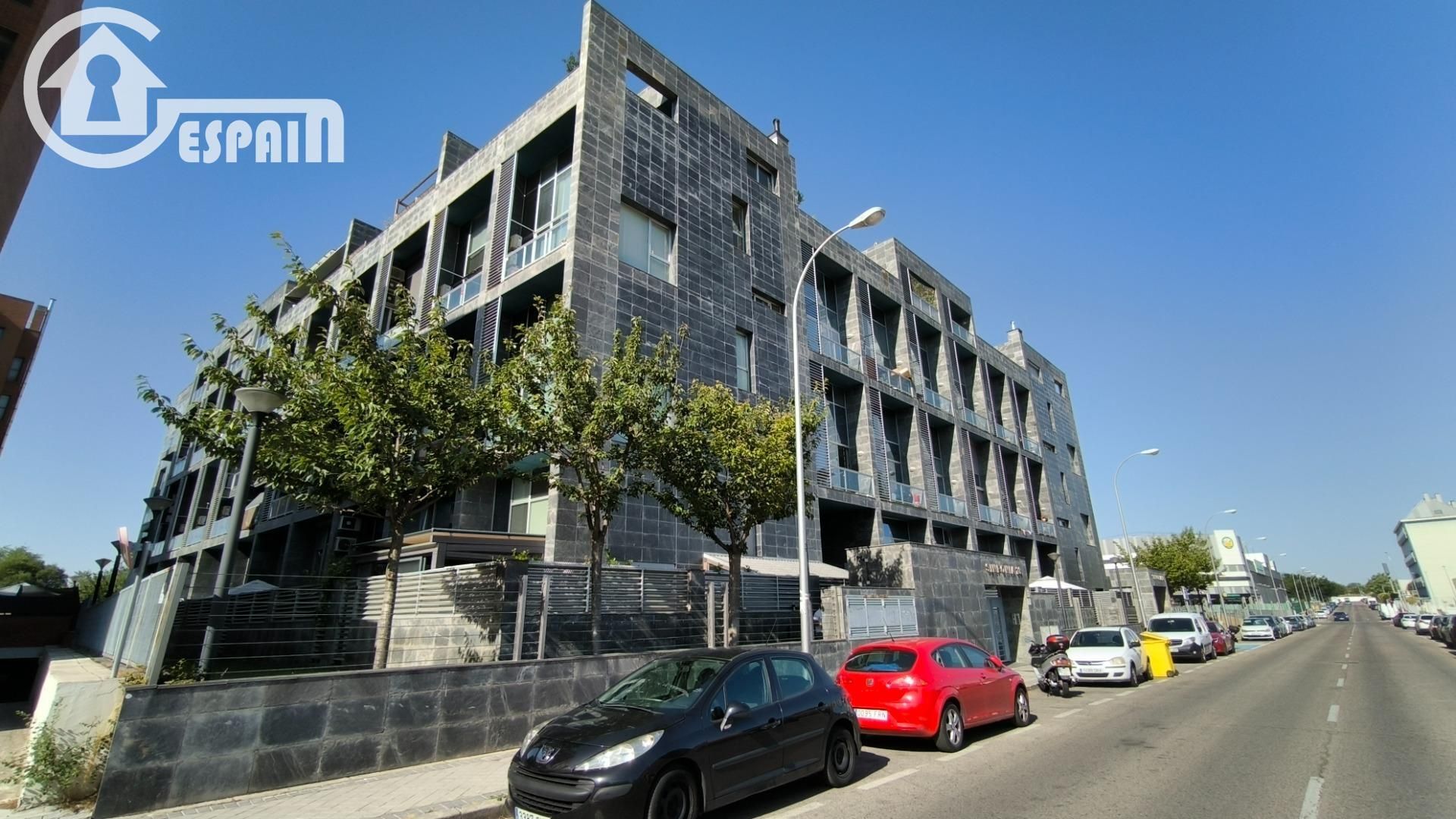 Exterior view of Loft for sale in  Madrid Capital  with Air Conditioner and Terrace