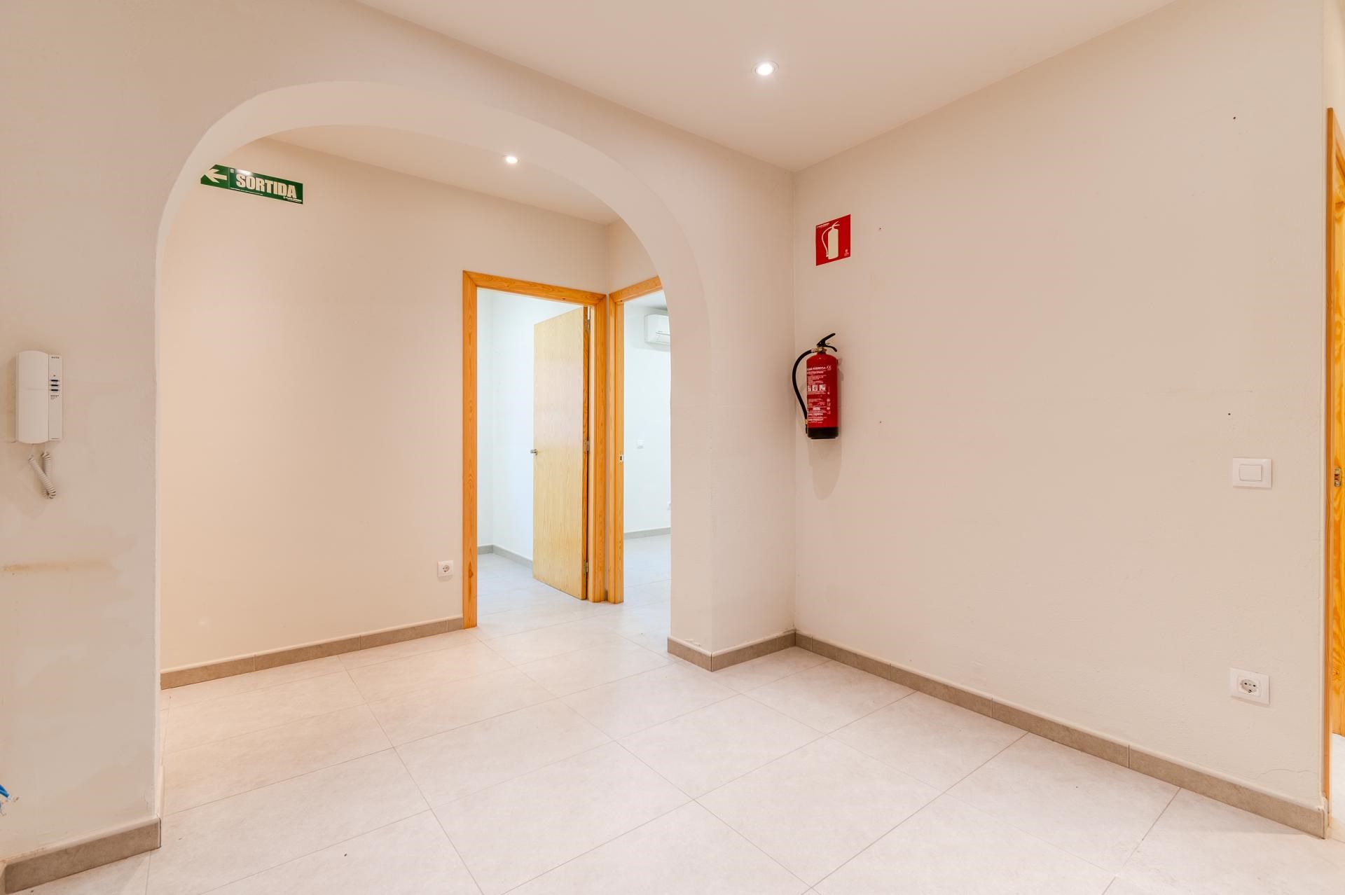 Planta baja for sale in Girona Capital