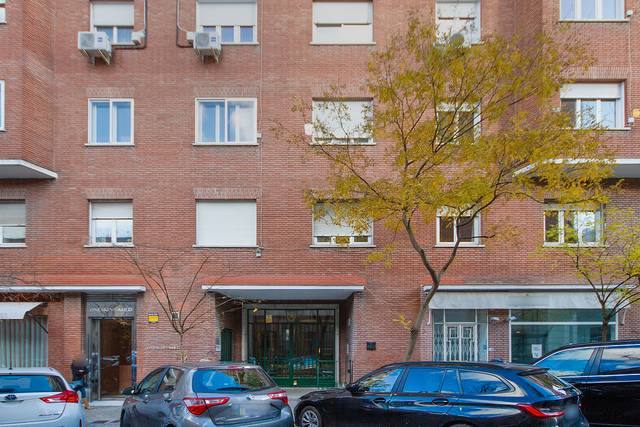 Local comercial en Venta en C/ Fernández de la Hoz en Ríos Rosas - Nuevos Ministerios