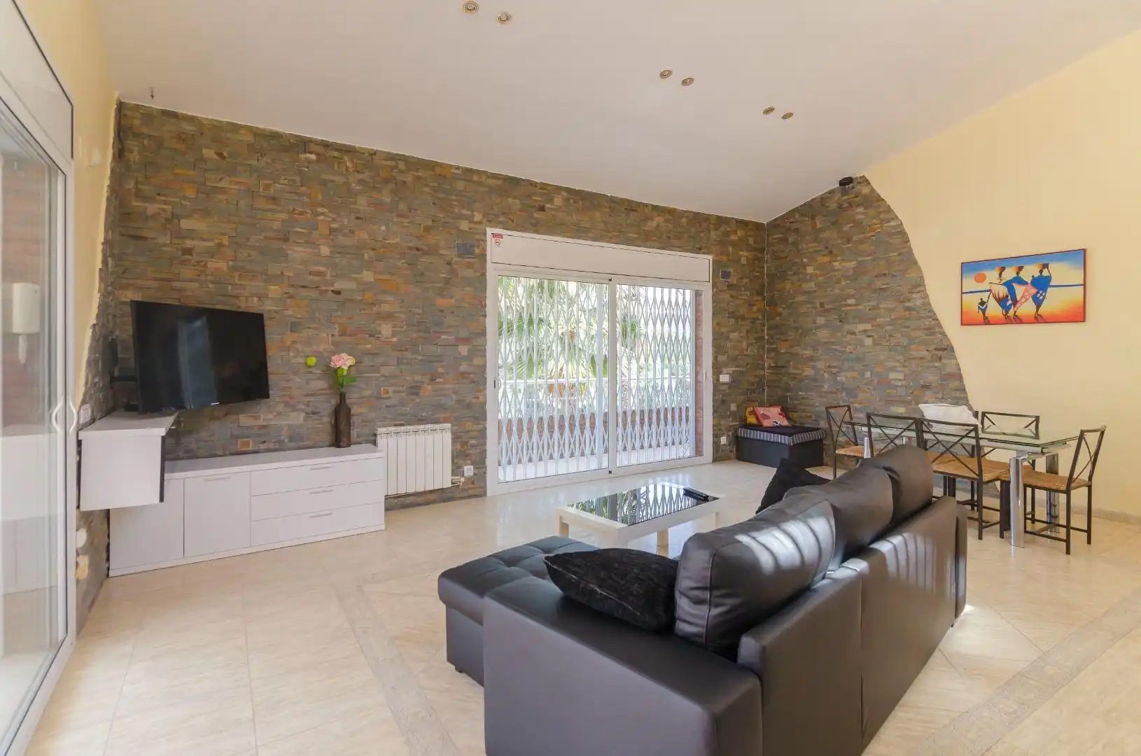 Sala d'estar de Casa o xalet en venda en Lloret de Mar amb Calefacció, Jardí privat i Terrassa