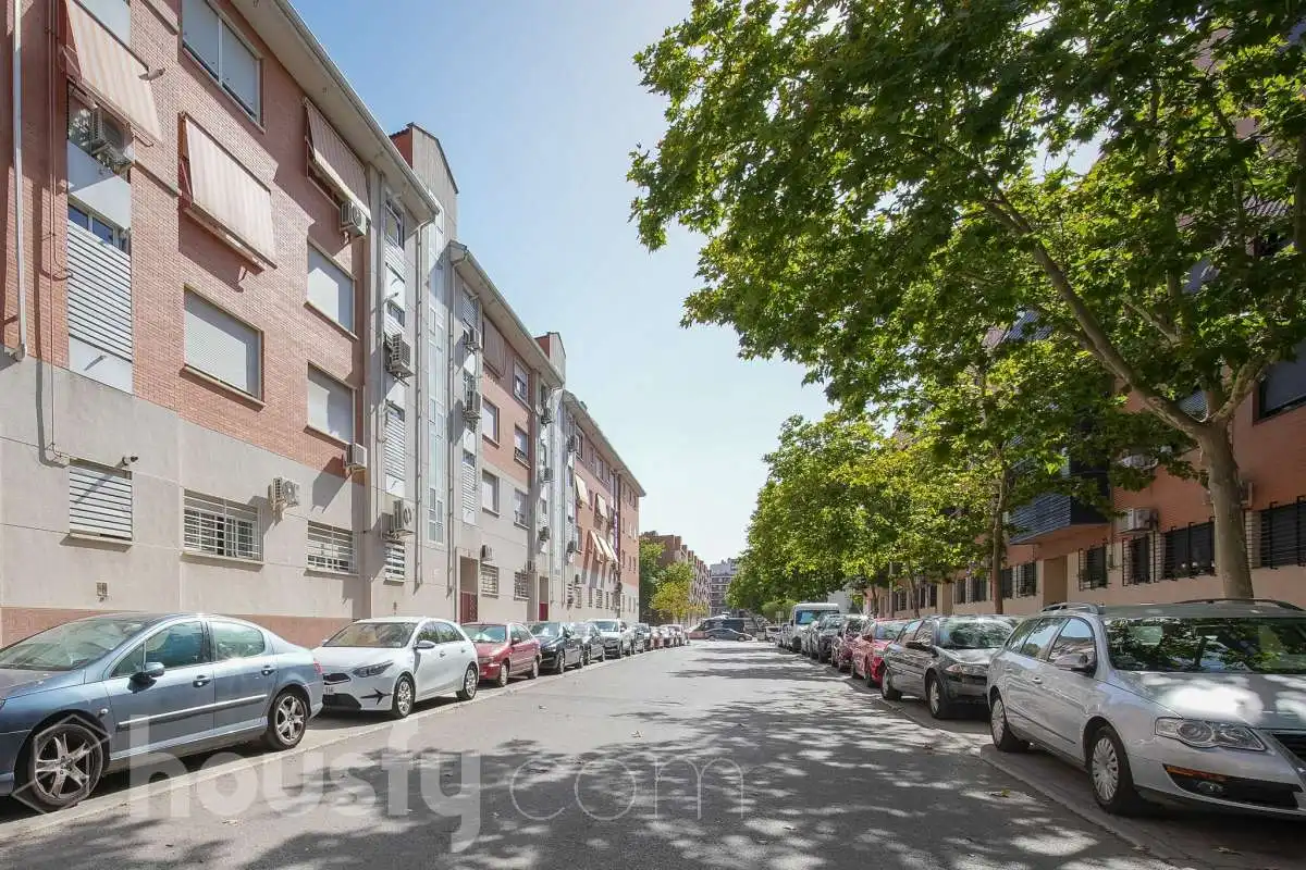 Vista exterior de Piso en venta en Madrid con Aire acondicionado