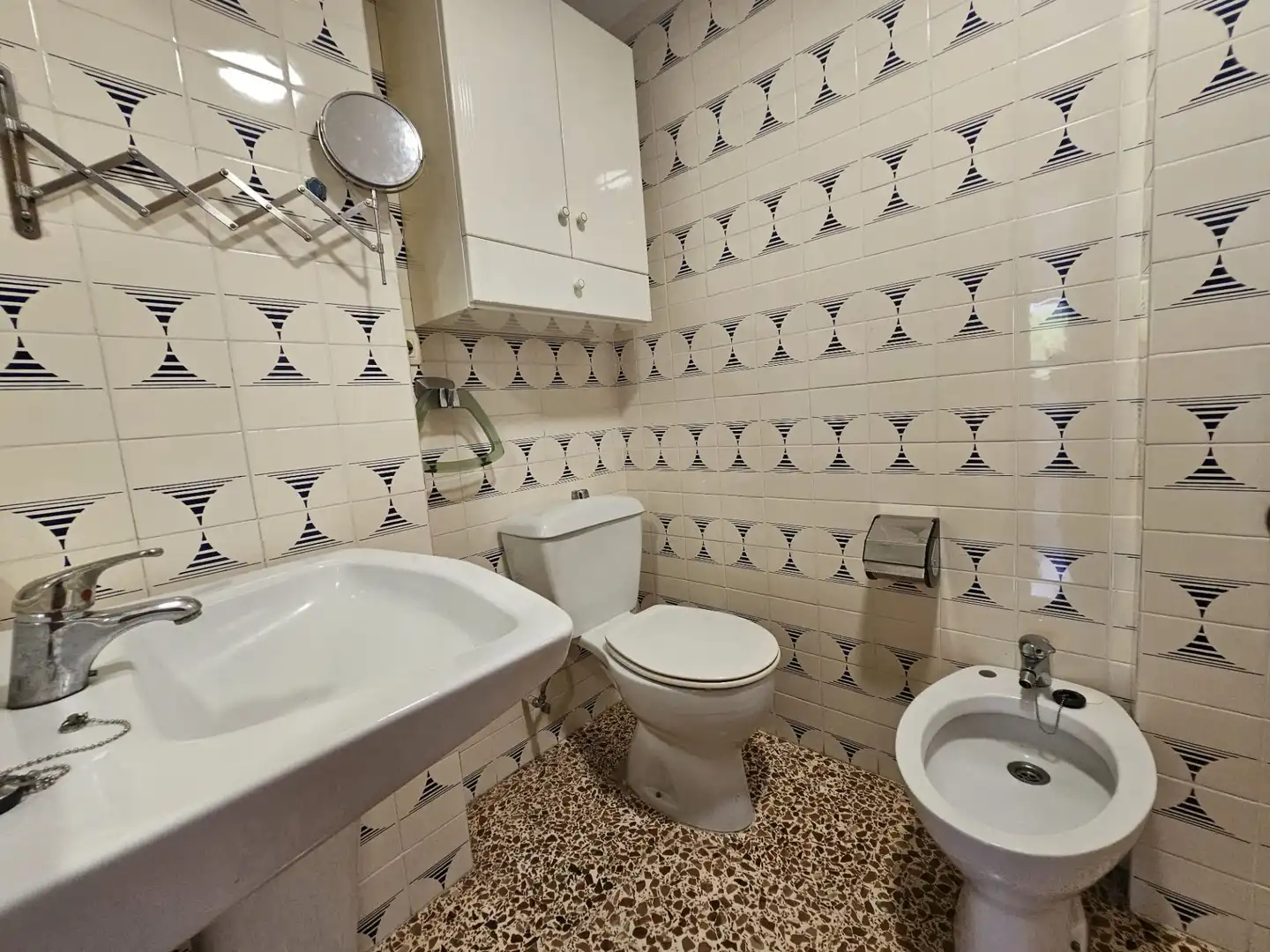 Baño de Piso en venta en Gandia con Terraza y Trastero