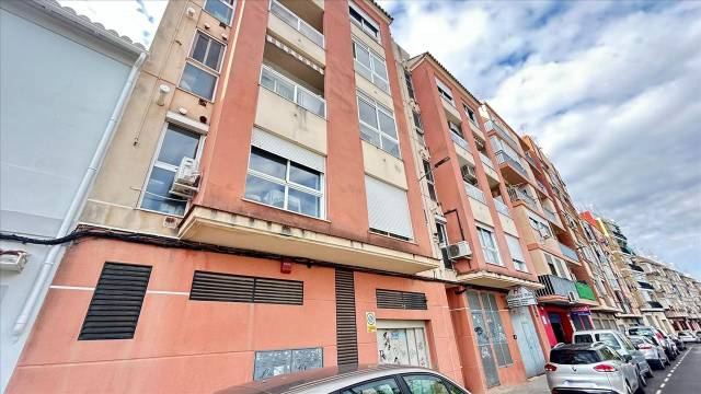 Garaje en Venta en CAMI REIAL en Camí Reial